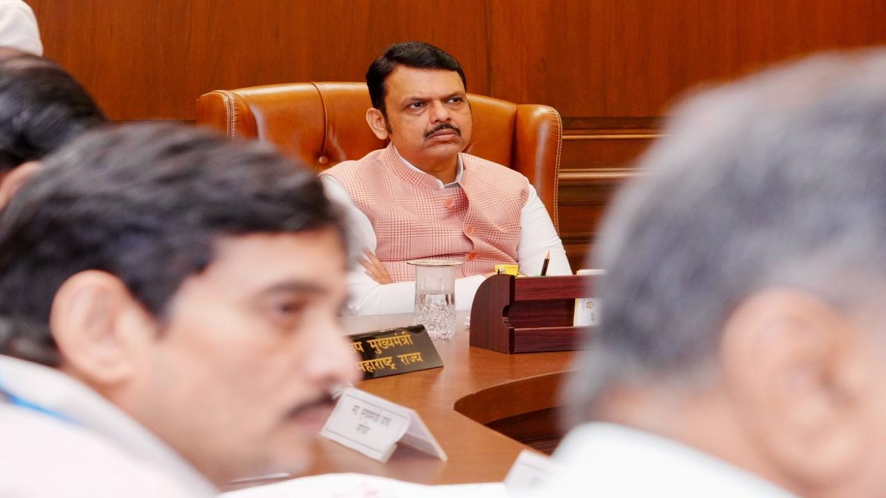 CM Devendra Fadnavis arrives in Nagpur for the first time after violence