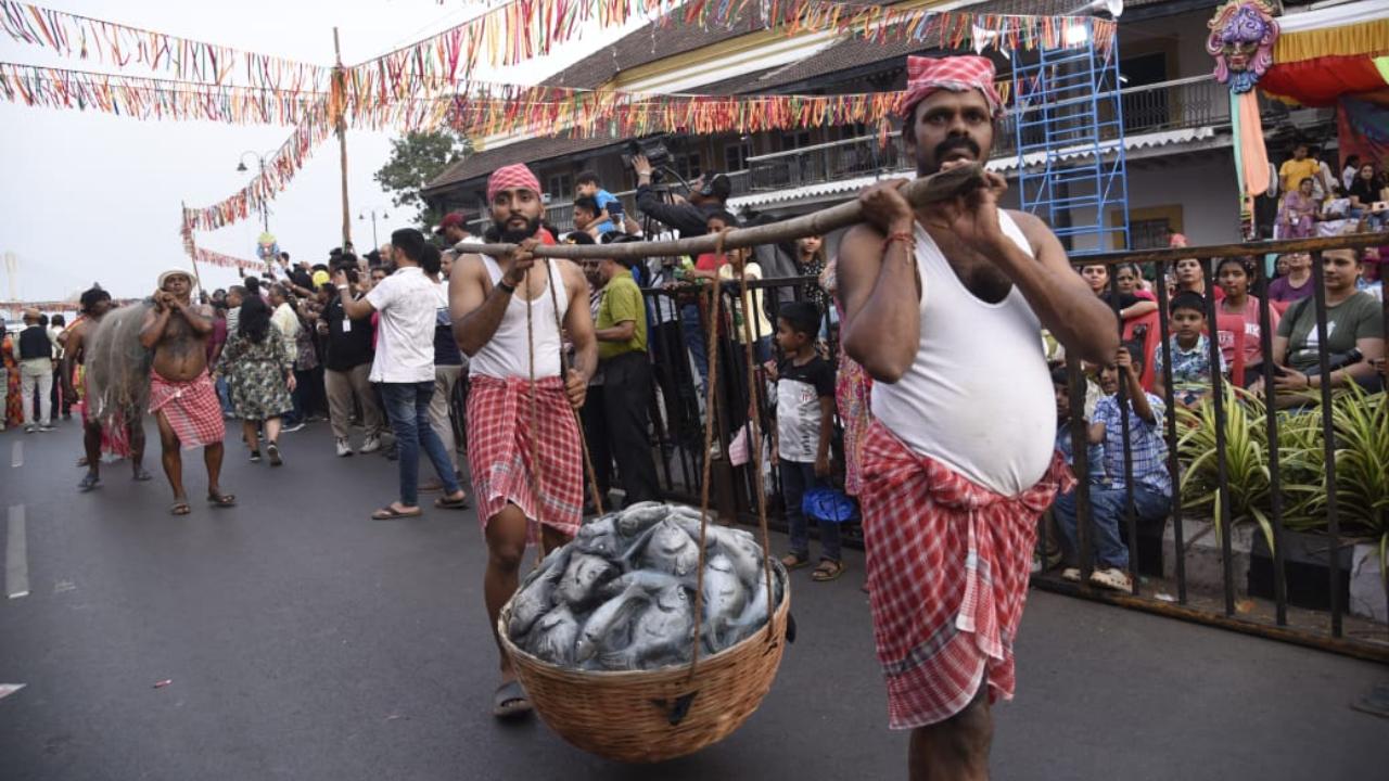Elaborately decorated floats showcased Goa’s rich folklore, traditions, and modern artistic expressions, offering an immersive experience for both locals and global travelers