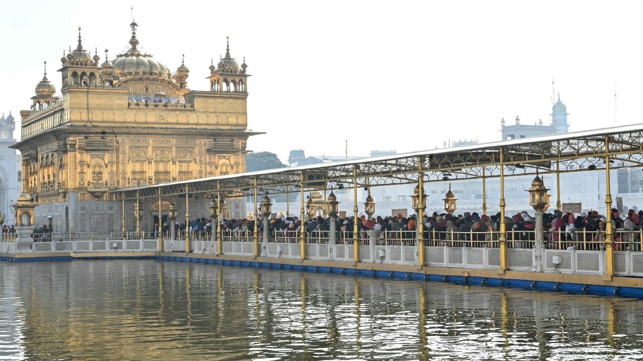 Punjab: 5 injured after man attacks devotees with iron rod at Golden Temple