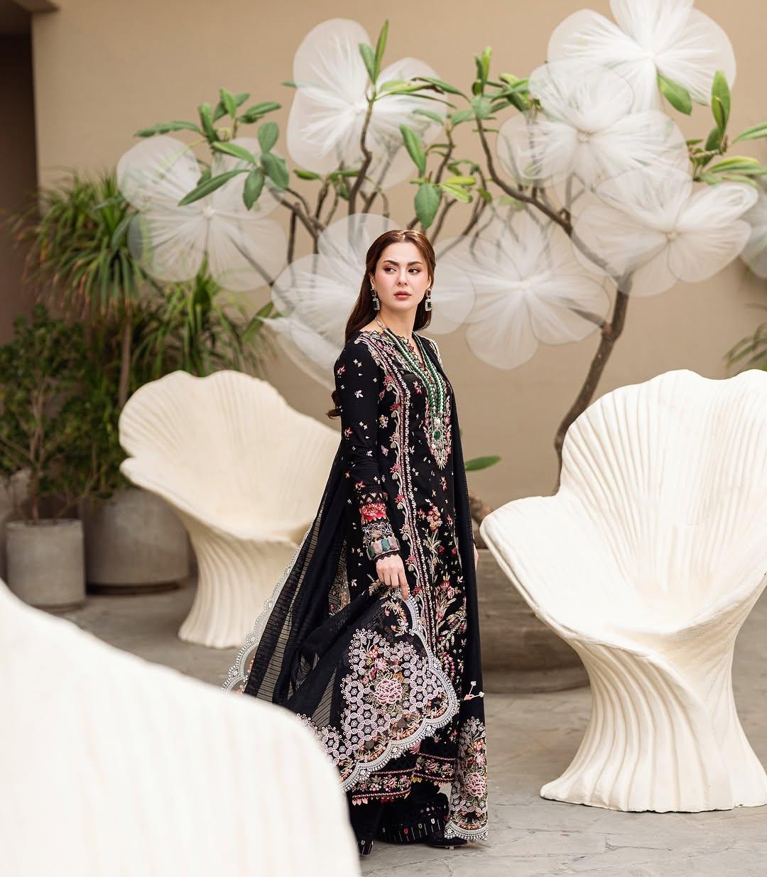 If black is your favourite colour, then this beautifully embroidered suit can be your easiest pick for one of the Iftar parties you attend this year