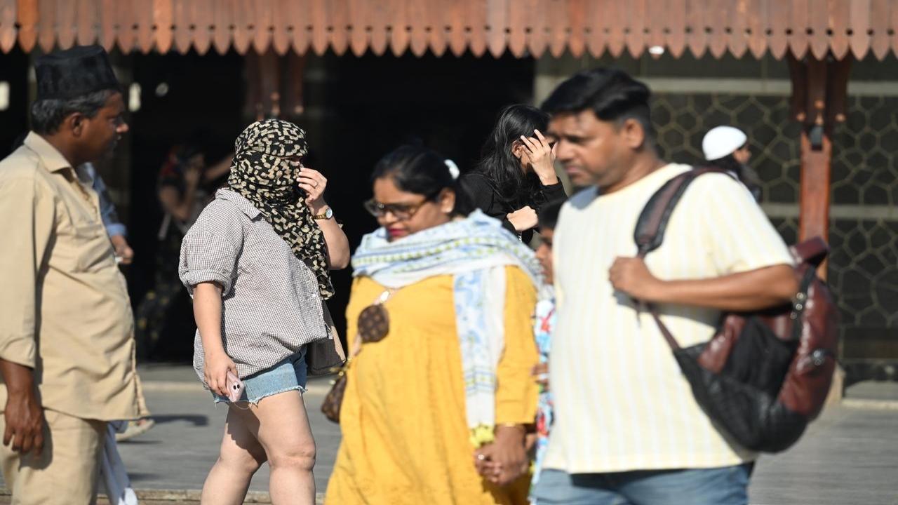Mumbai is experiencing a surge in temperatures as the summer heat gradually sets in. For the next 24 hours, the city is likely to experience 