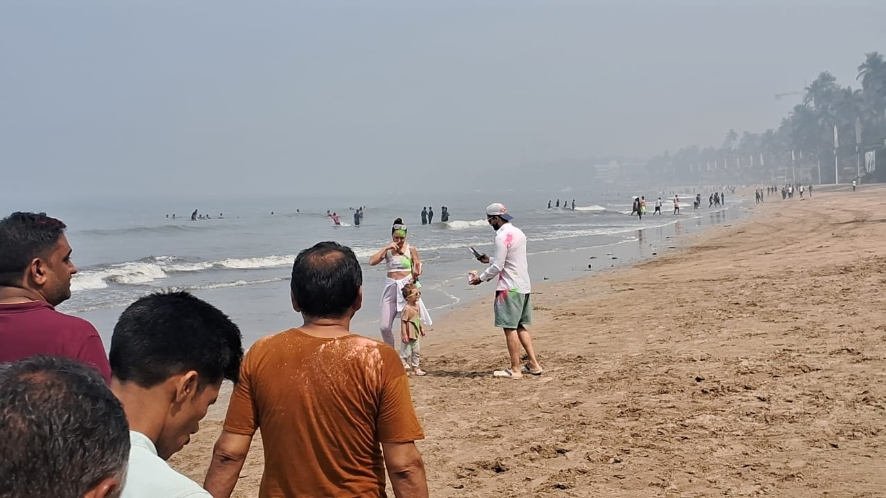 Social media was flooded with live videos and selfies capturing the essence of the festival. The collective spirit of Holi united the crowd in joy and celebration.