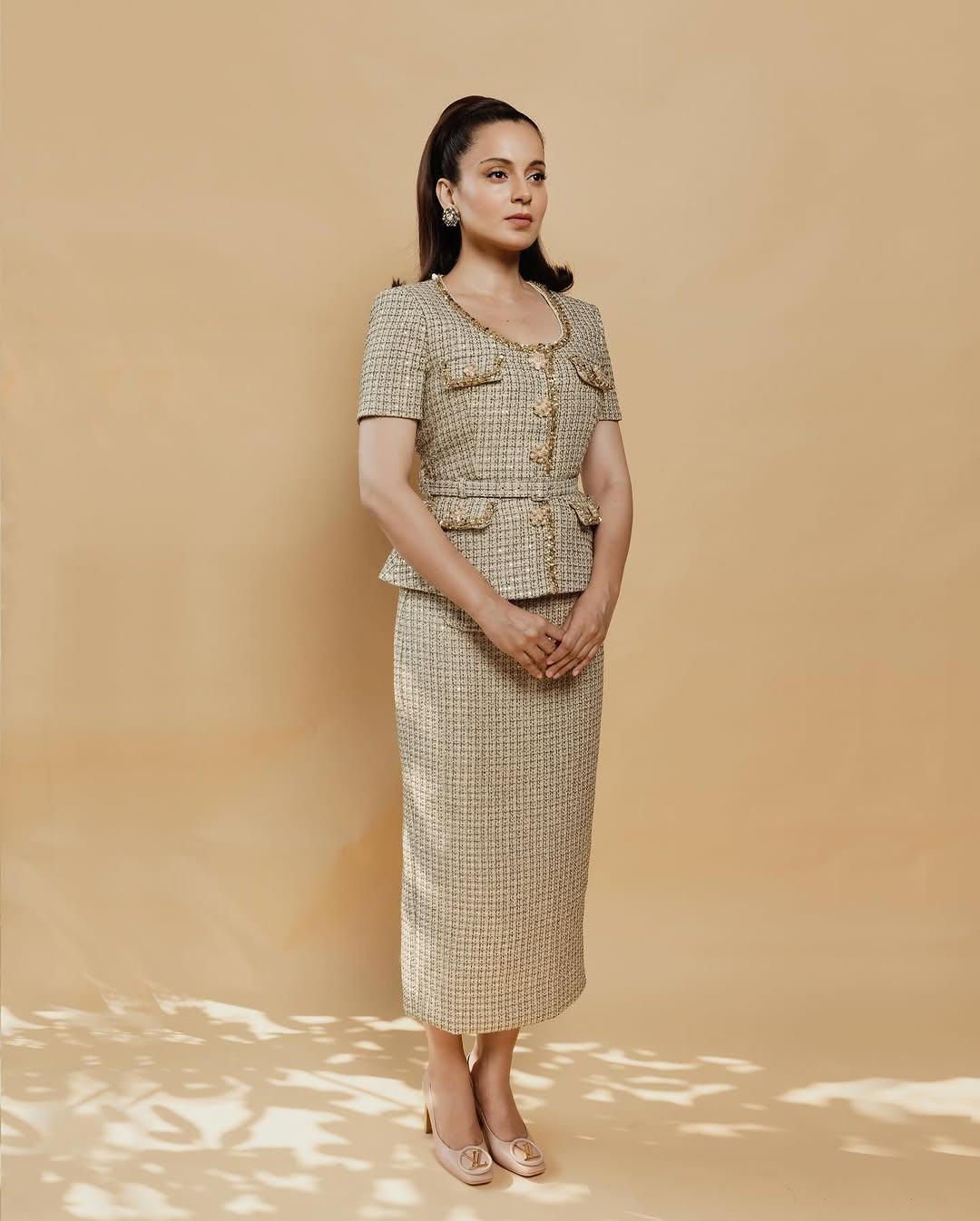 The actress ditched multiple jewellery pieces and wore stylish round studs and simple footwear. The actress tied her hair in a chic ponytail, and her simple makeup and sharp contouring stole the show