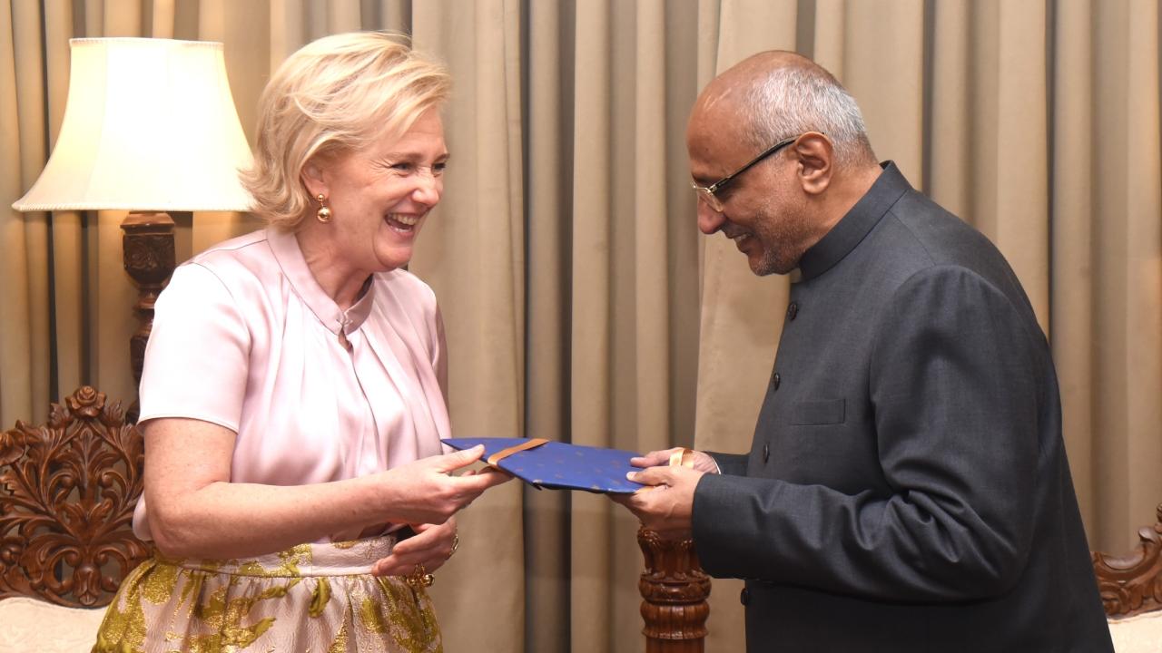 The Princess and the Governor discussed issues such as enhancing business and trade, green energy, tourism, education, and cultural relations during the meeting