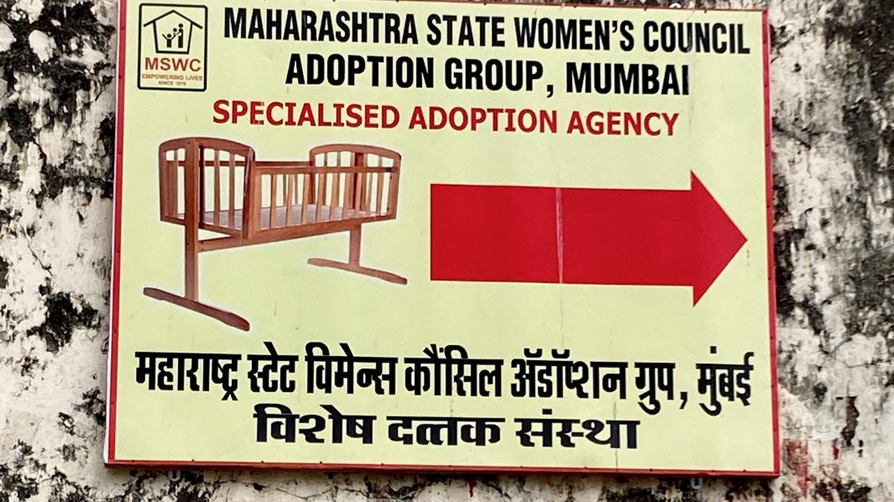 Asha Sadan’s sponsoring association, the Maharashtra State Women’s Council, was chaired by the Swiss Alice Khan-Meier. It was a popular adoption agency for many Swiss couples