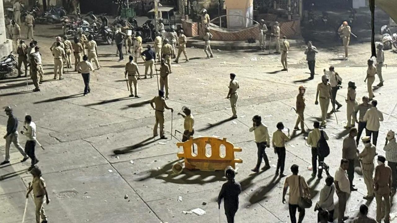 'Nagpur violence is pre-planned by 'Aurangzeb ki aulad': VHP member 