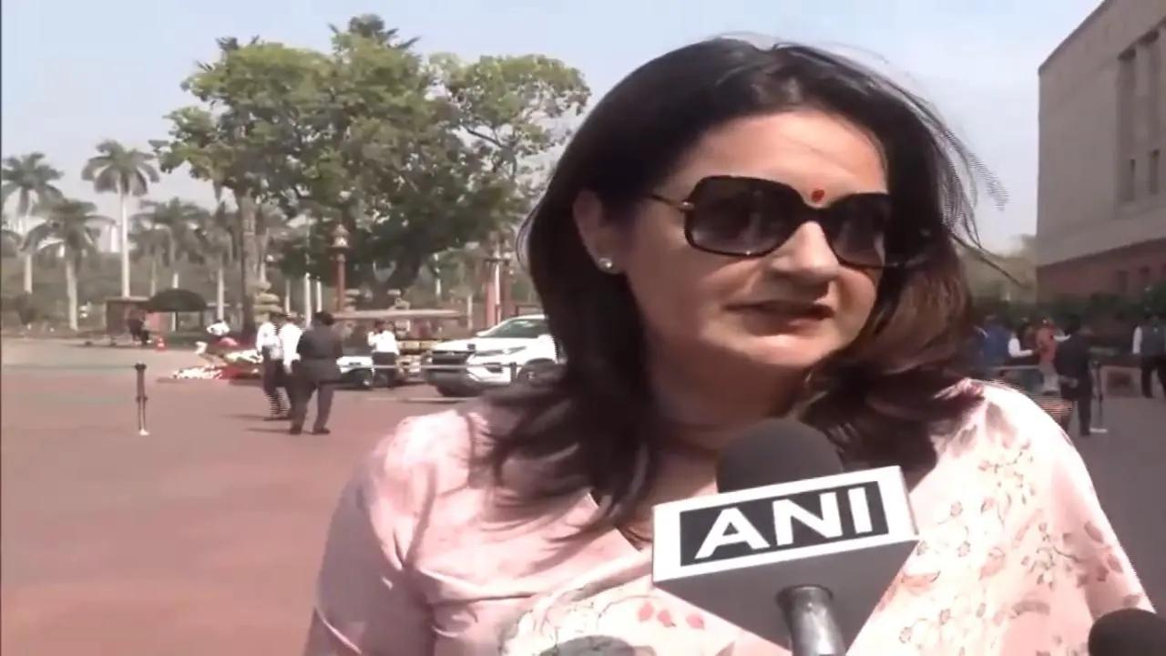 Priyanka Chaturvedi slams Mahayuti over the Kunal Kamra controversy