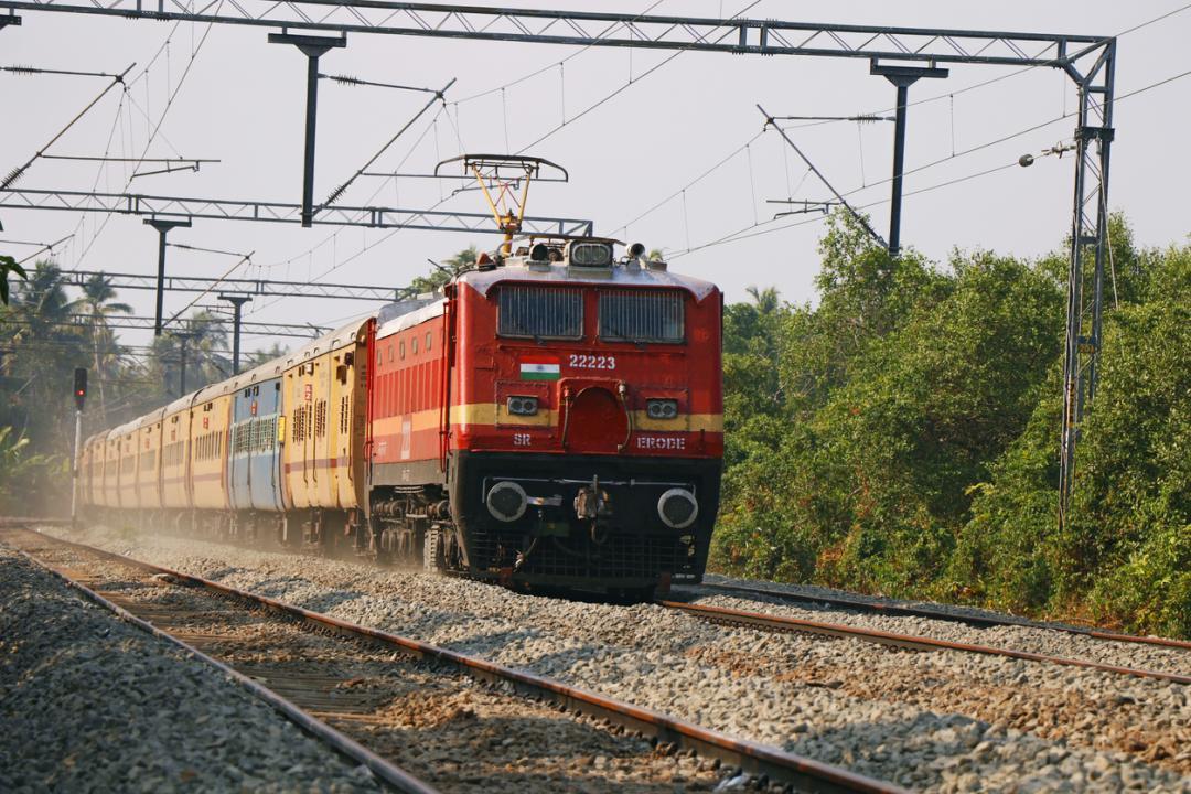 Western Railway to add extra coach in Mumbai Central-Ahmedabad Shatabdi Express