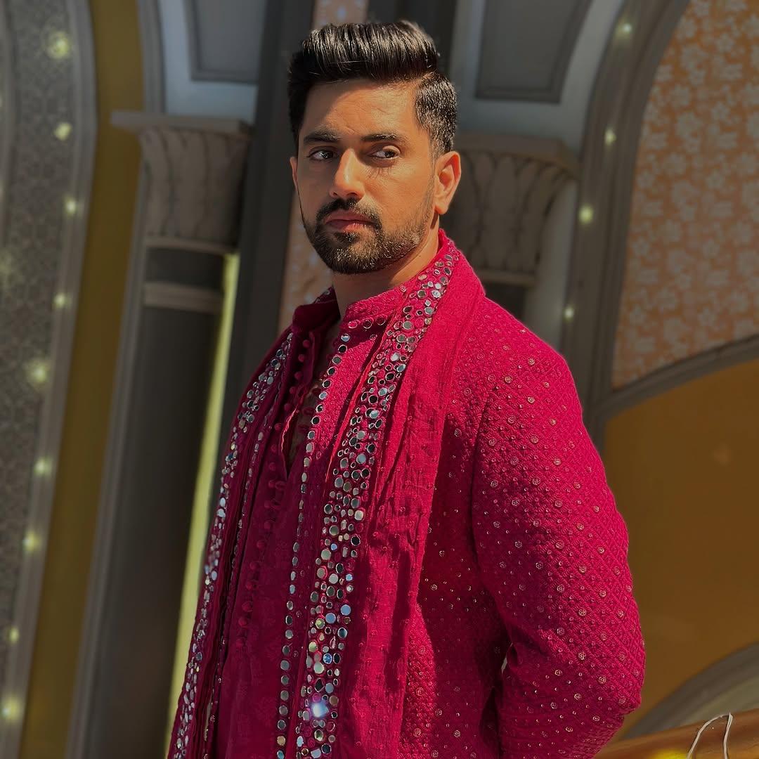Zain Imam is another actor whose fashion sense always stays on point. In this look, too, Zain steals the limelight