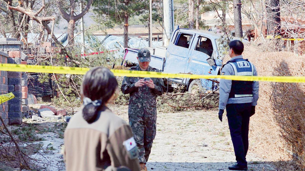 S Korean fighter jets accidentally drop 8 bombs on civilian area