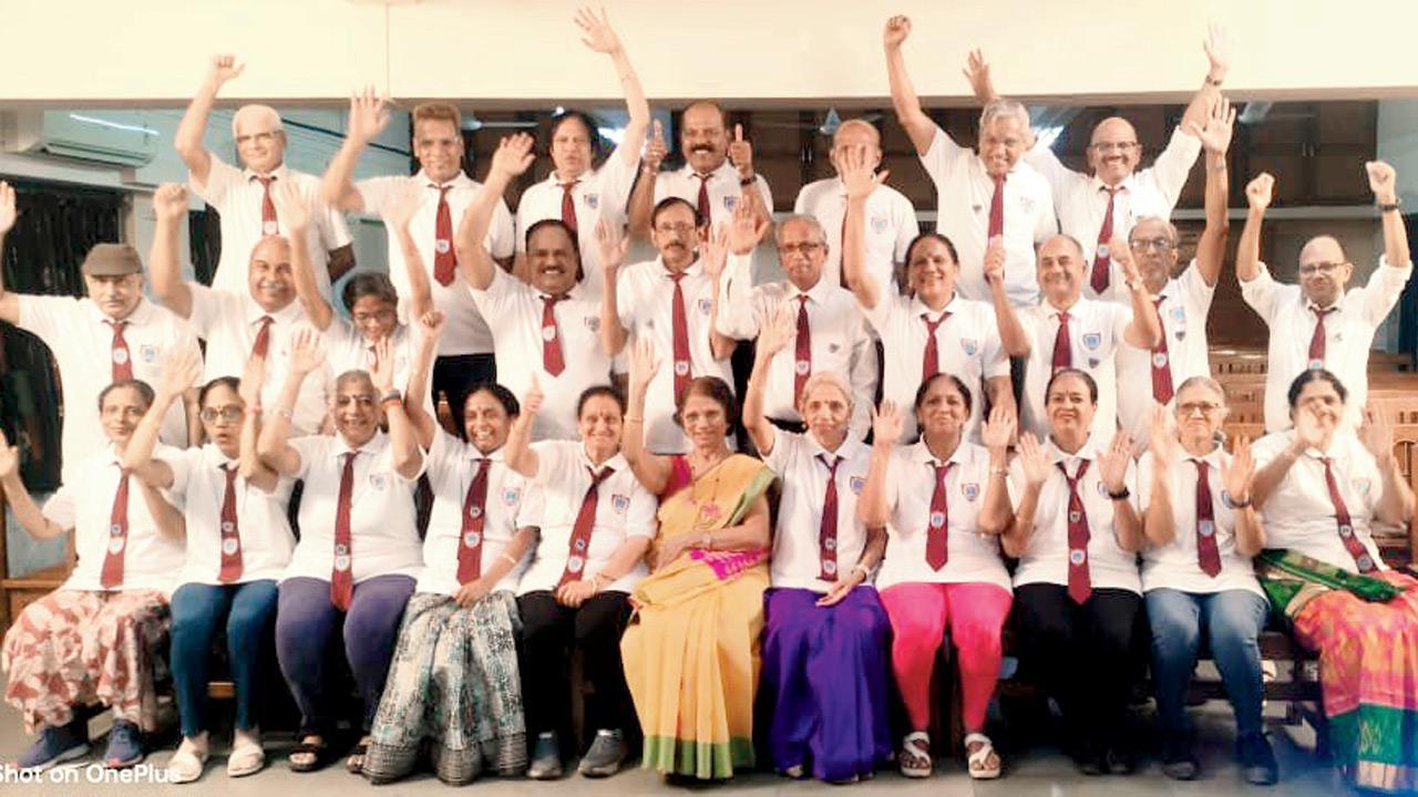 Mumbai: It’s a golden reunion for NBWS SSC batch of 1975 in Ghatkopar