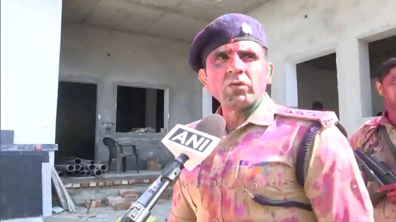 Sambhal Circle Officer (CO)  Anuj Chaudhary told the media that the residents celebrated Holi with 'love'. 