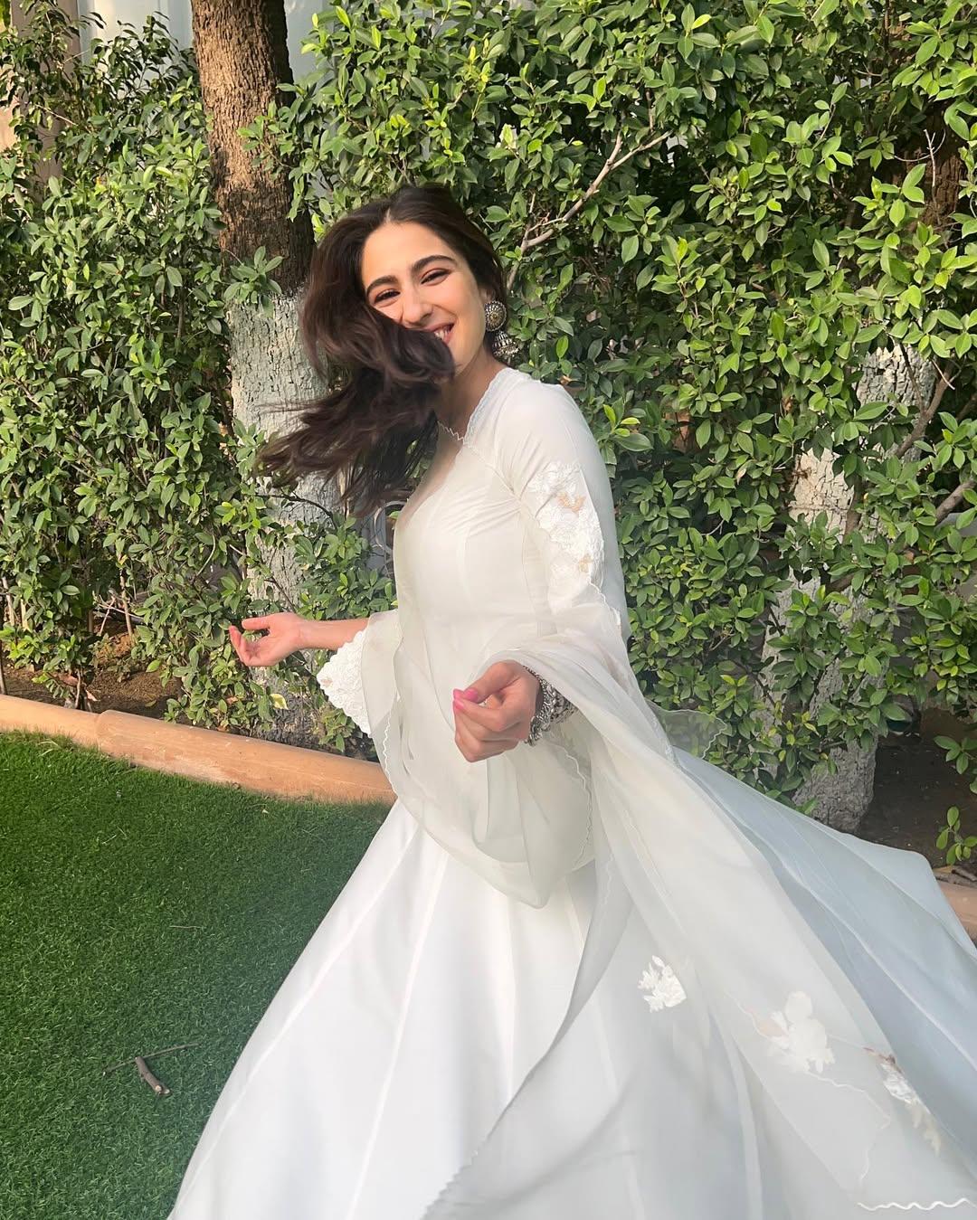 She paired it with an embroidered shantoon palazzo and an intricately designed organza dupatta, elevating the ethereal charm of her outfit