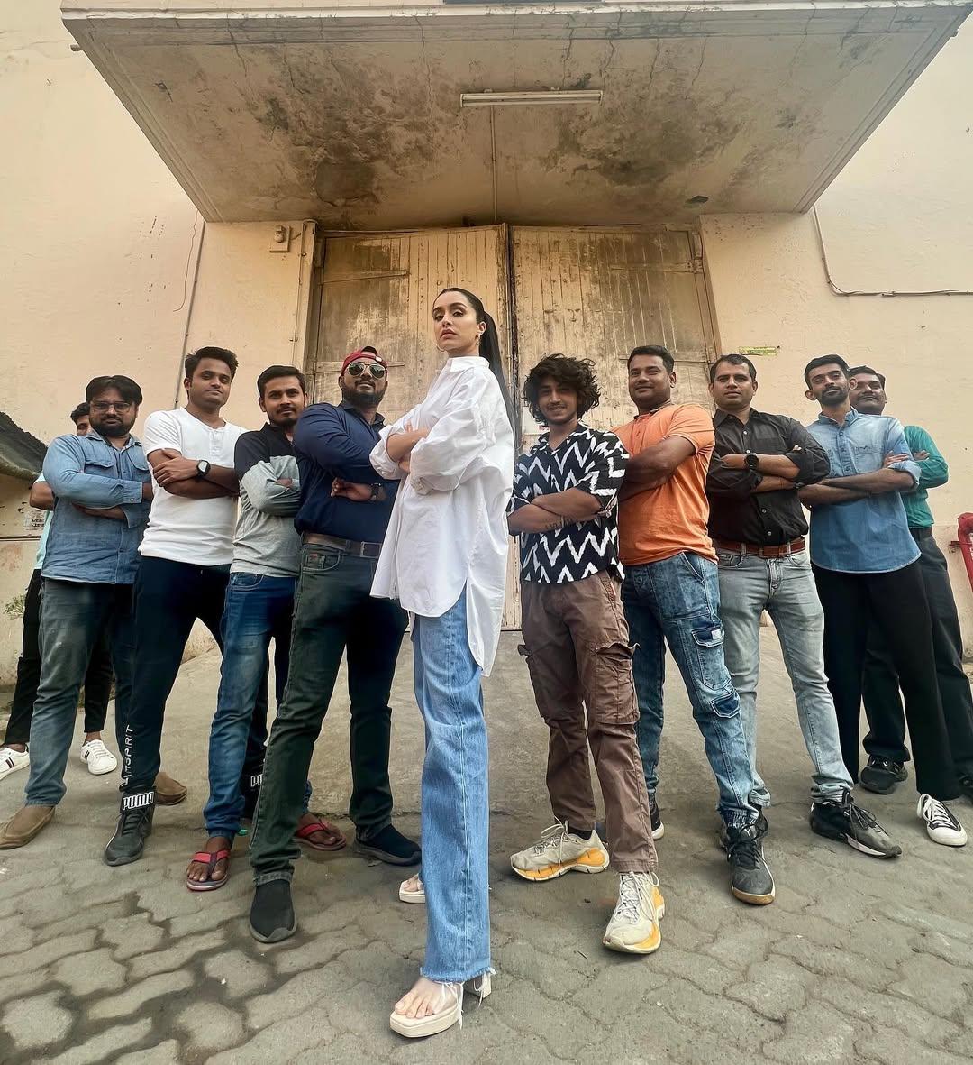 Feeling the Holi squad assembled vibe? If you’re still confused about what to wear, a short kurti with comfy jeans is just the perfect choice