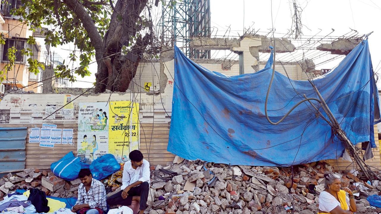 Railways to keep Sion bridge partially open until pedestrian solution is ready