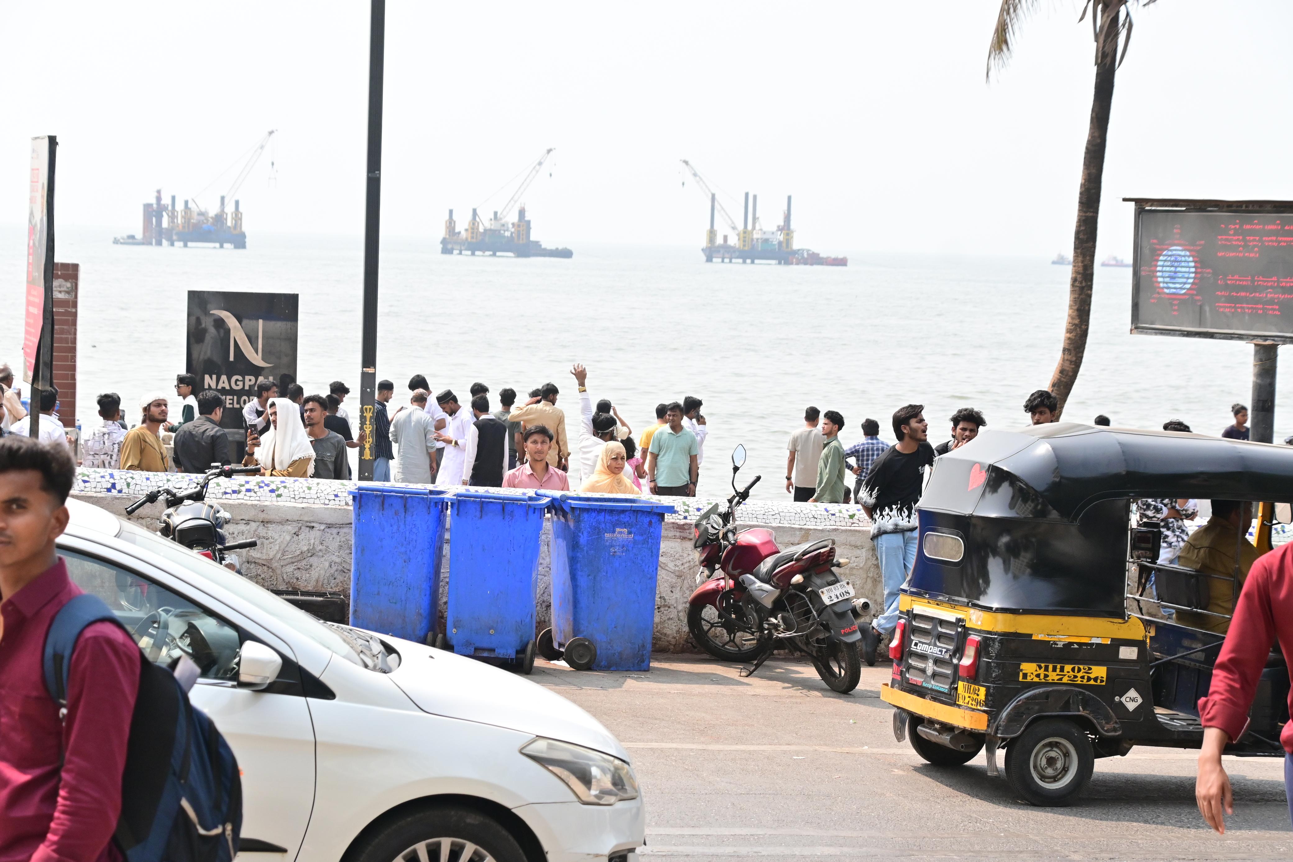 Considering that Shah Rukh Khan's house, Mannat, is under renovation and the actor, along with his family, is currently not living in their house in Bandra, there may be a chance that the actor will not wave at his fans this year