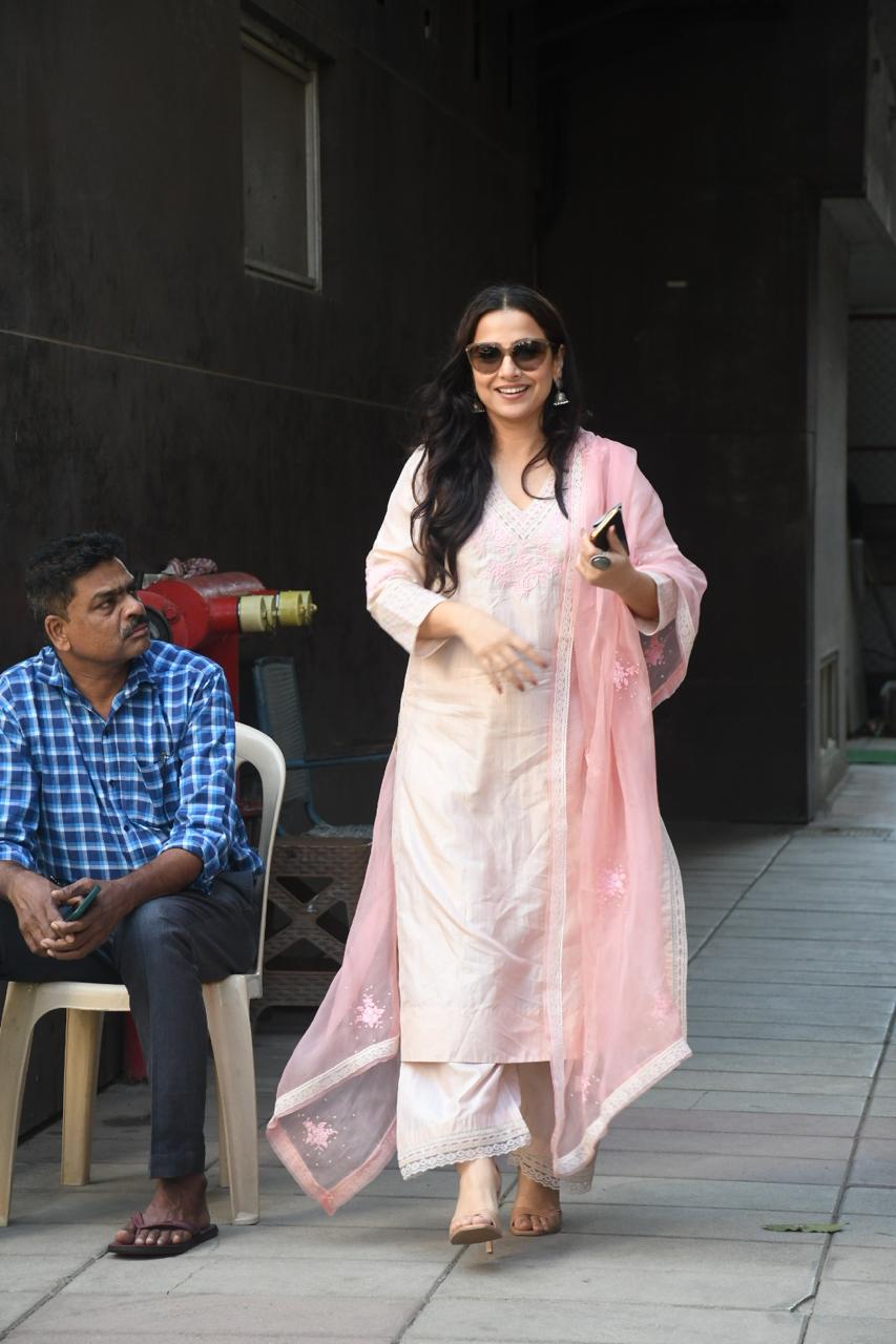 Vidya Balan looked pretty in a simple baby pink-coloured suit set as she was clicked in Bandra today