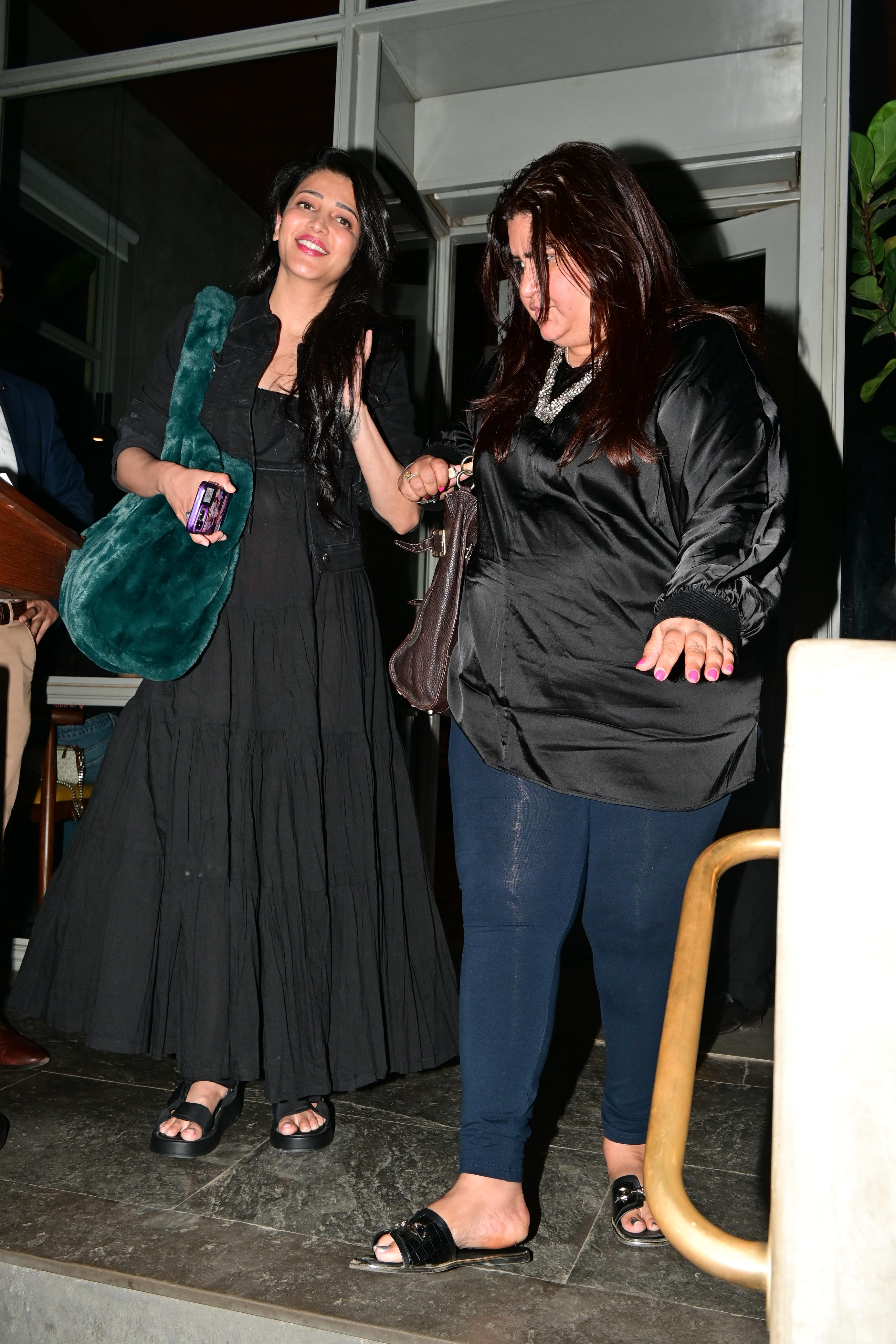  Shruti Haasan was snapped looking stunning in a black outfit as she went out and about in the city. 