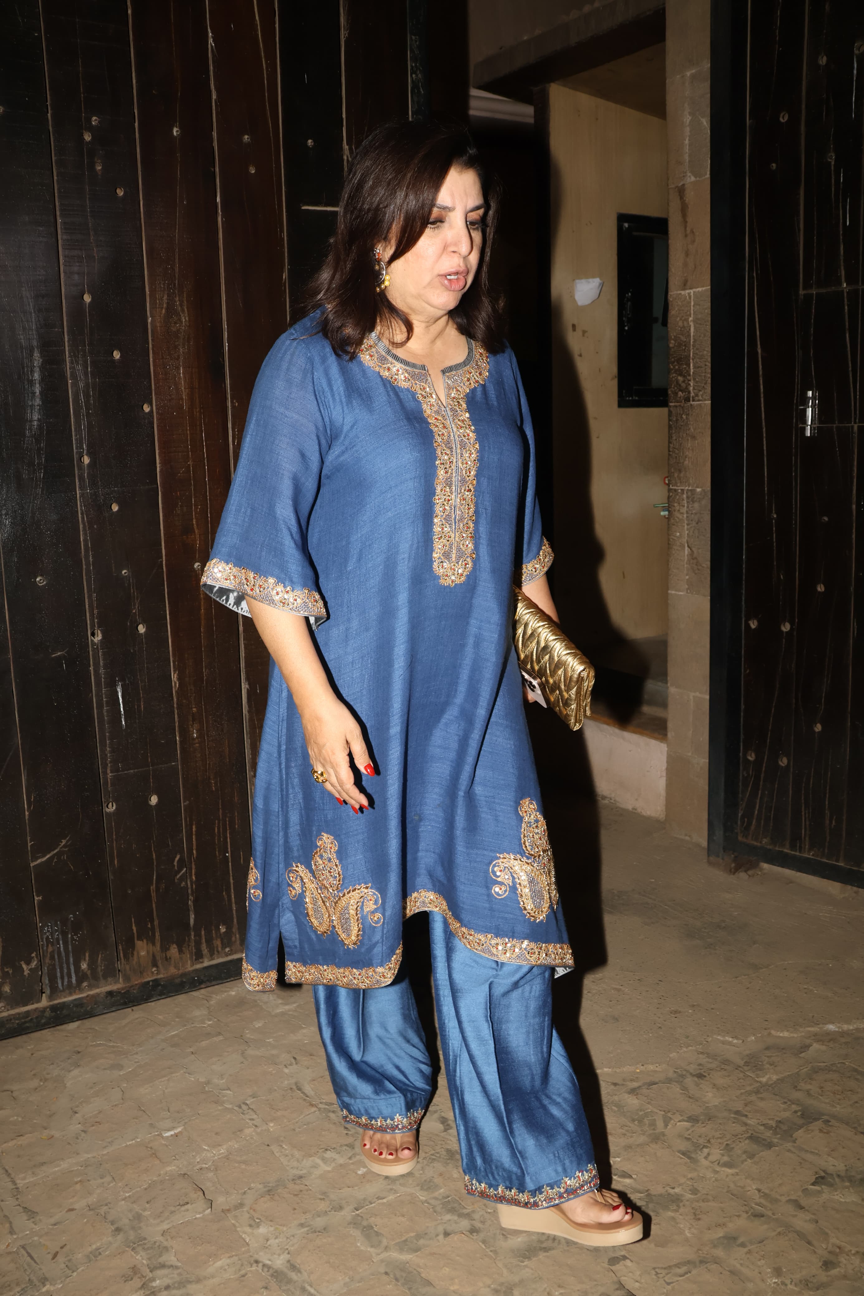 Farah Khan looked stunning in a blue kurta set featuring golden embroidery