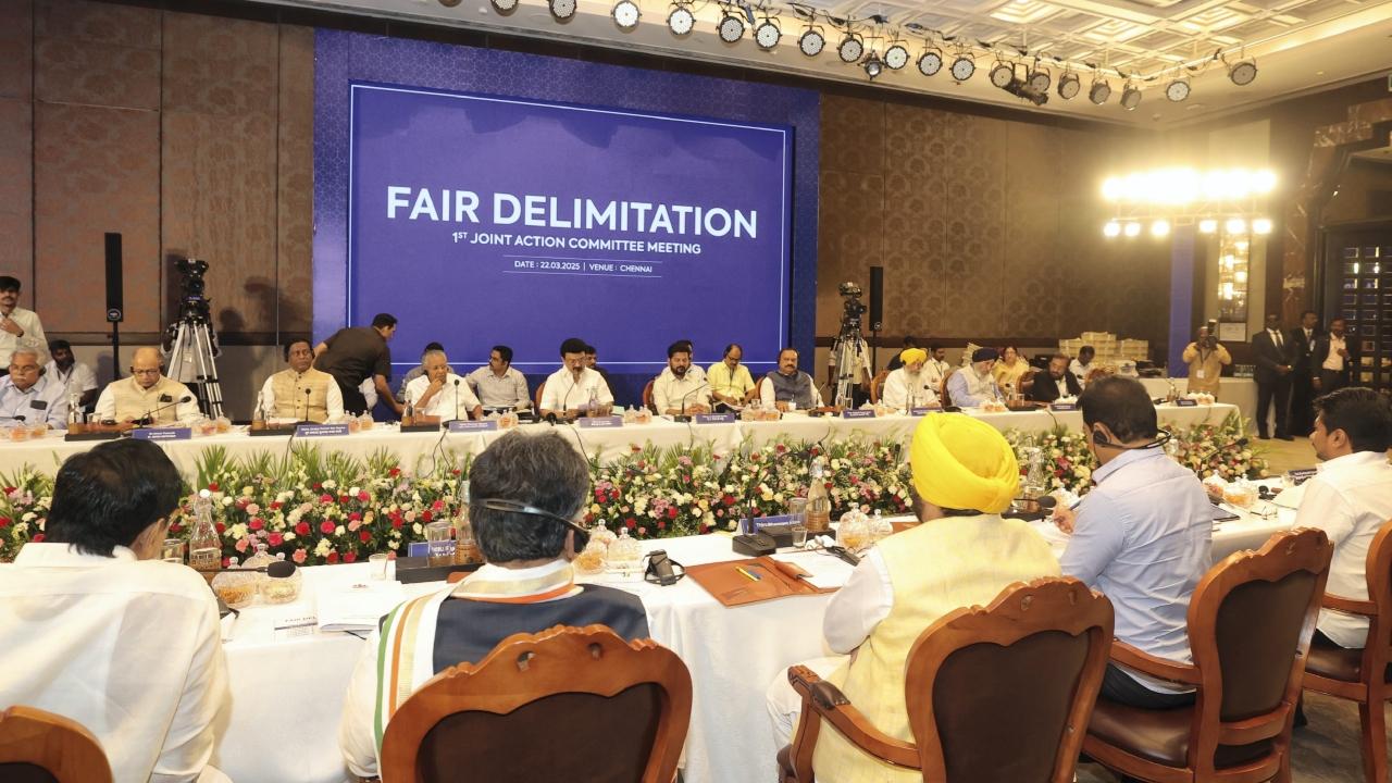 Tamil Nadu CM MK Stalin felicitated CMs of states as well as leaders from various parties who are attending the meeting on delimitation