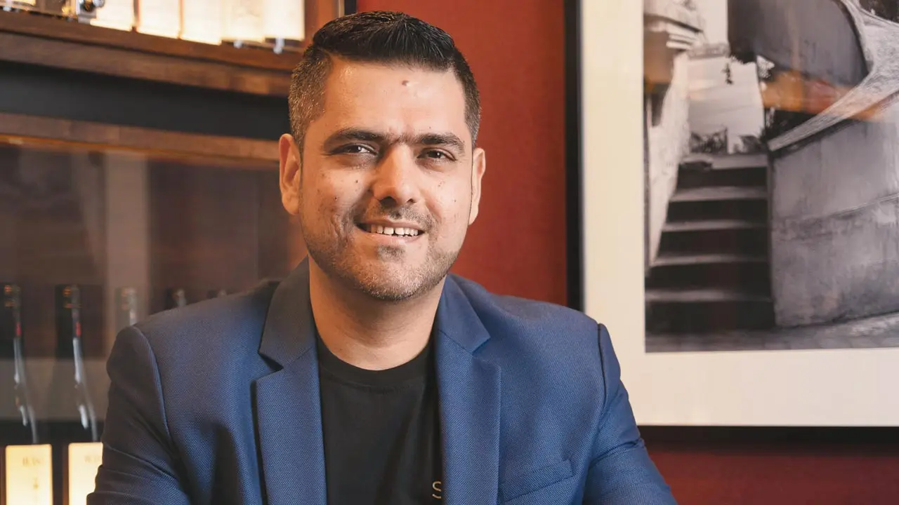 Shahrom Oshtori, owner, Sixteen33