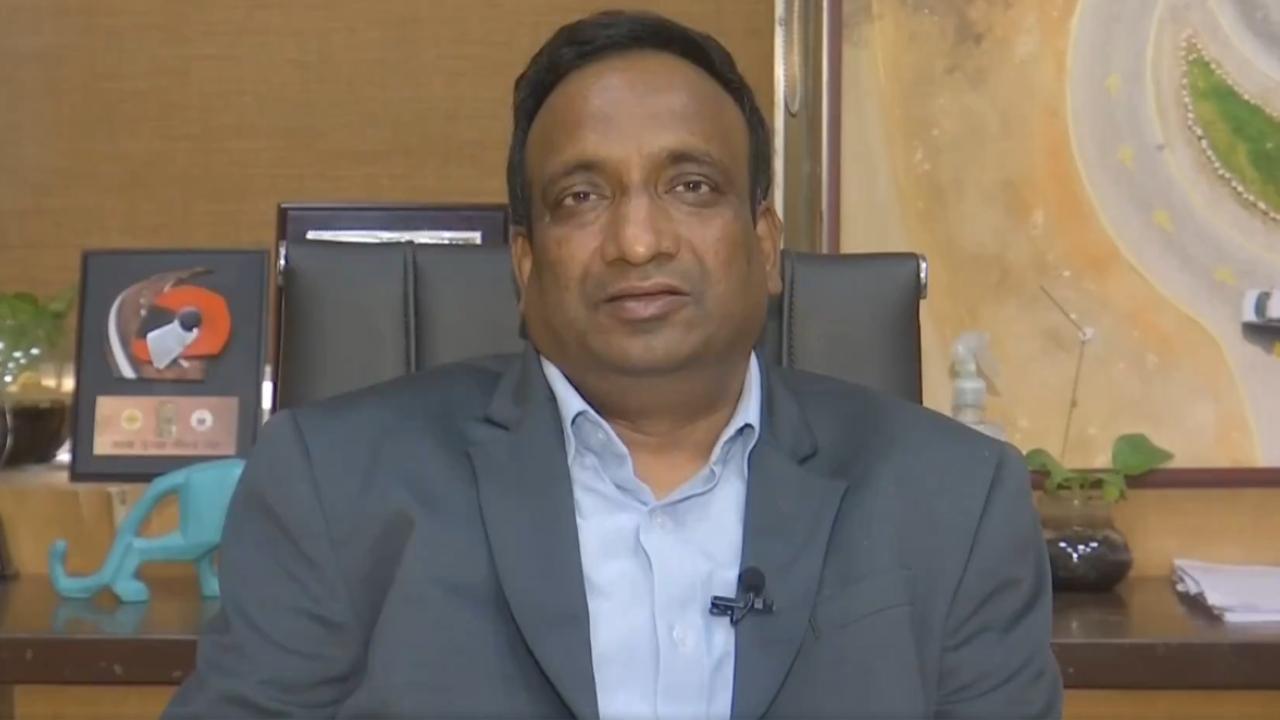 Maharashtra transport commissioner clarifies controversy over pricing of HSRP