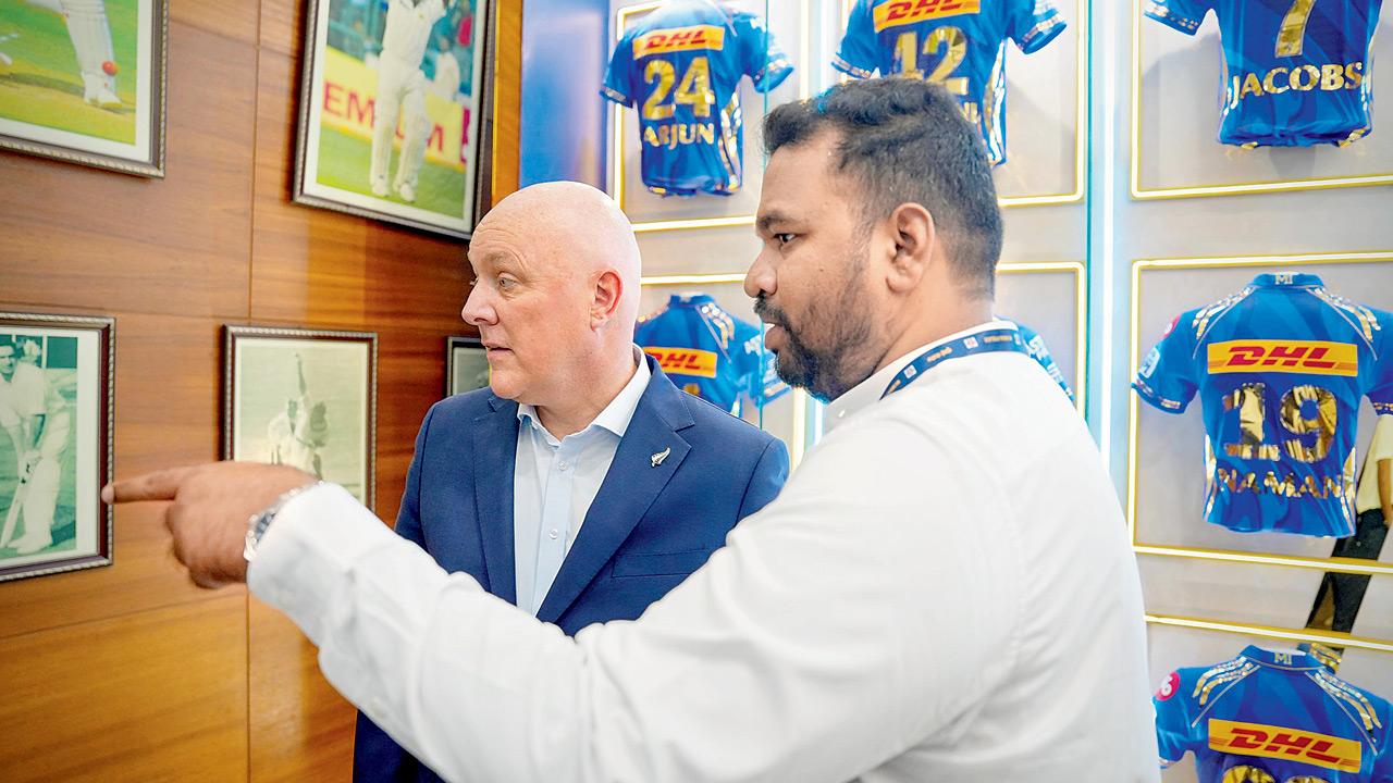 Mumbai Cricket Association president Ajinkya Naik (right) with NZ PM Christopher Luxon at Wankhede Stadium on Thursday. PIC/MCA
