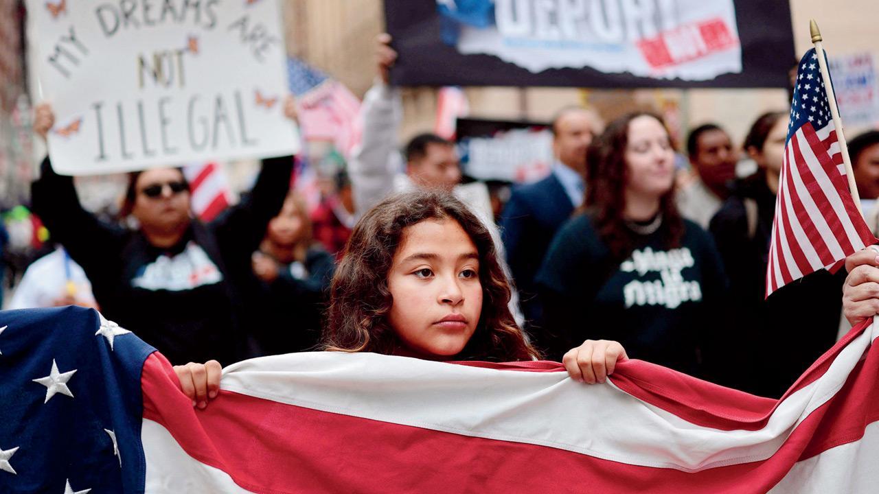 Donald Trump makes English official US language