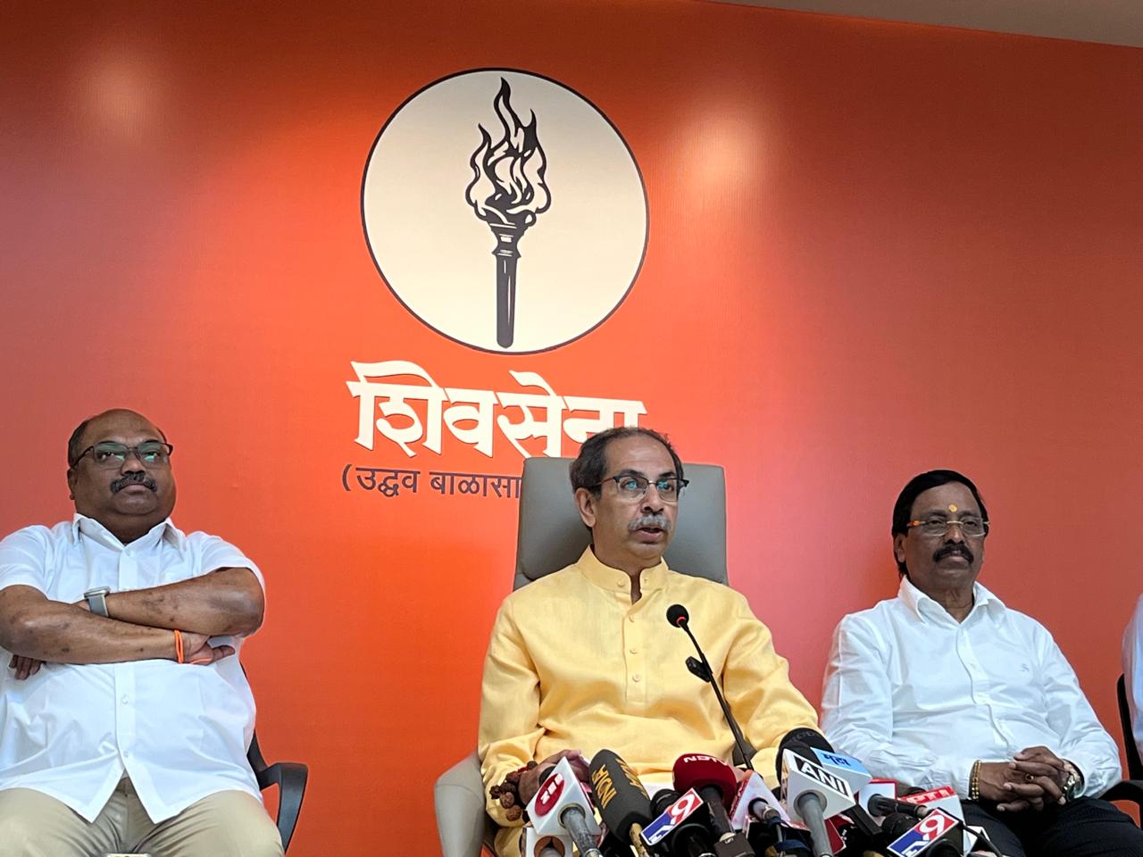Thackeray suggested that BJP’s new approach reflects political opportunism rather than a genuine commitment to inclusivity. He accused the ruling alliance of using different standards when handling cases involving critics of its leadership versus those making contentious historical claims.