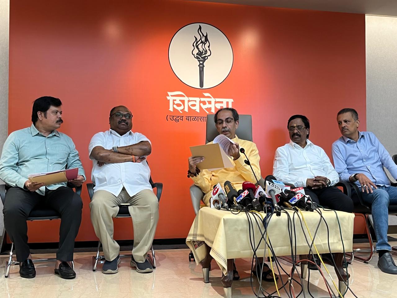 Thackeray also targeted the BJP over its 'Saugat-e-Modi' outreach programme for Muslim families, highlighting a shift in the party’s stance. He recalled how BJP leaders had previously accused him of abandoning Hindutva when Shiv Sena received strong support from Muslim voters. The term 