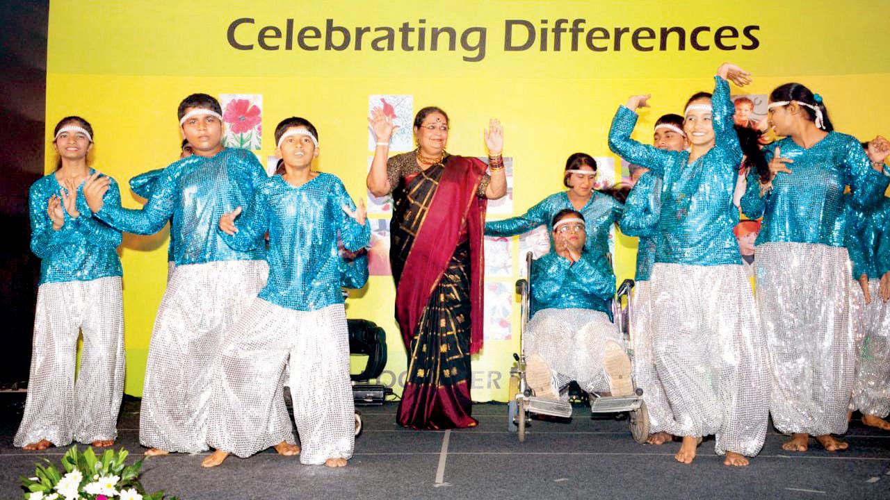 Usha Uthup (centre) during a previous event. Pic Courtesy/ADAPT