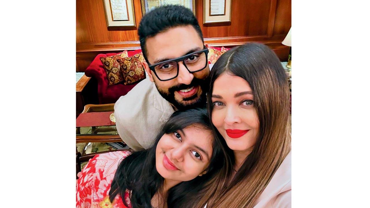 Abhishek Bachchan and Aishwarya Rai Bachchan with Aaradhya Bachchan