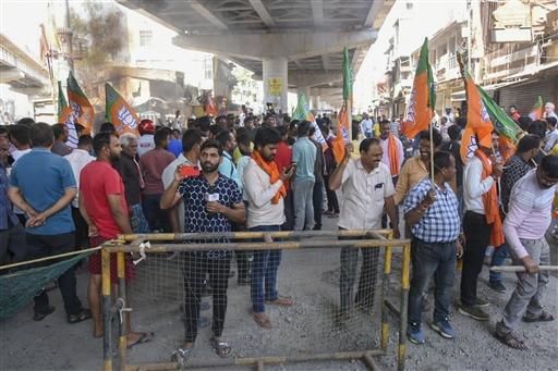 The minister criticised the administration’s approach, stating that he required no additional security but sought justice for the slain BJP leader. SP City-Ranchi Raj Kumar Mehta assured the public that police action was underway, asserting that Jharkhand had no place for criminals.
