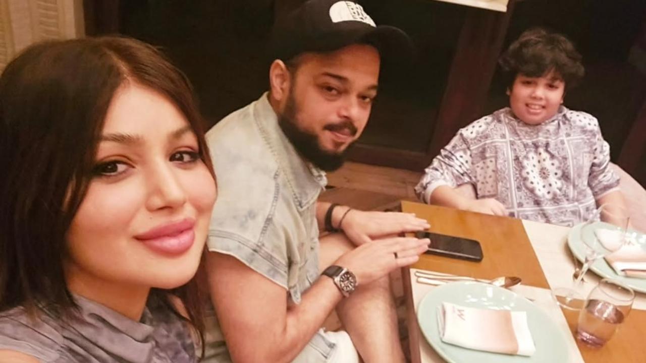 Ayesha Takia's husband Abu Farhan Azmi was booked for an altercation at a supermarket in Goa. She claims that he along with their son was brutally bullied by goons for being from Maharashtra. Read more