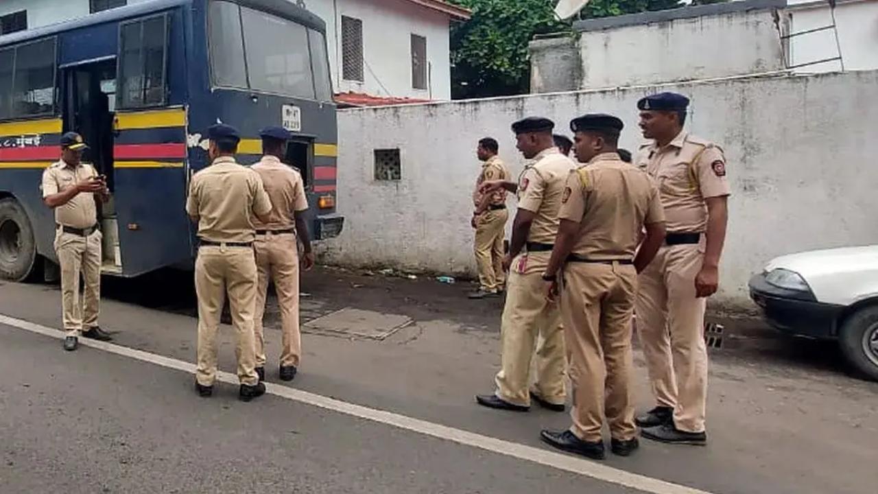 17 Bangladeshi nationals nabbed by Mumbai police for staying illegally