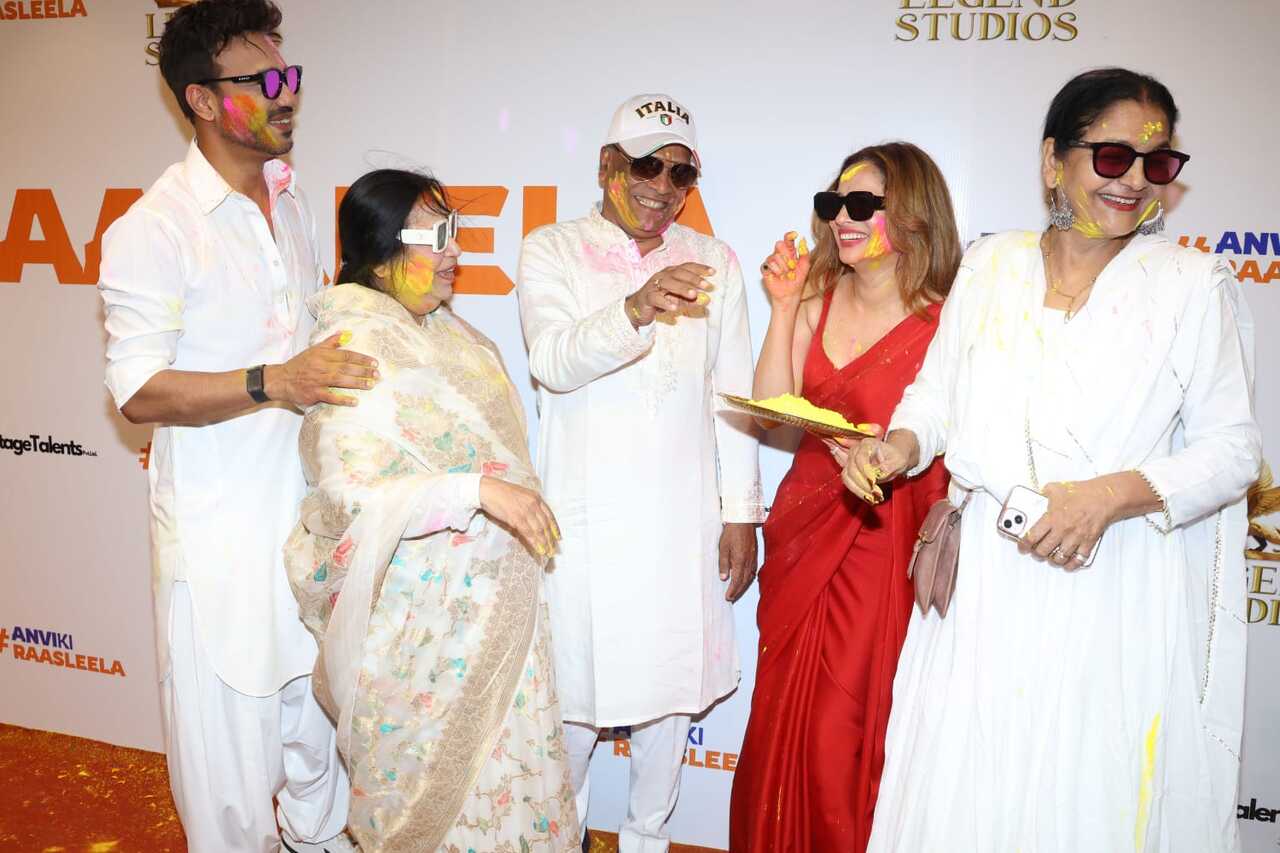 Ankita and Vicky Jain hosted a grand Holi party for their friends and family