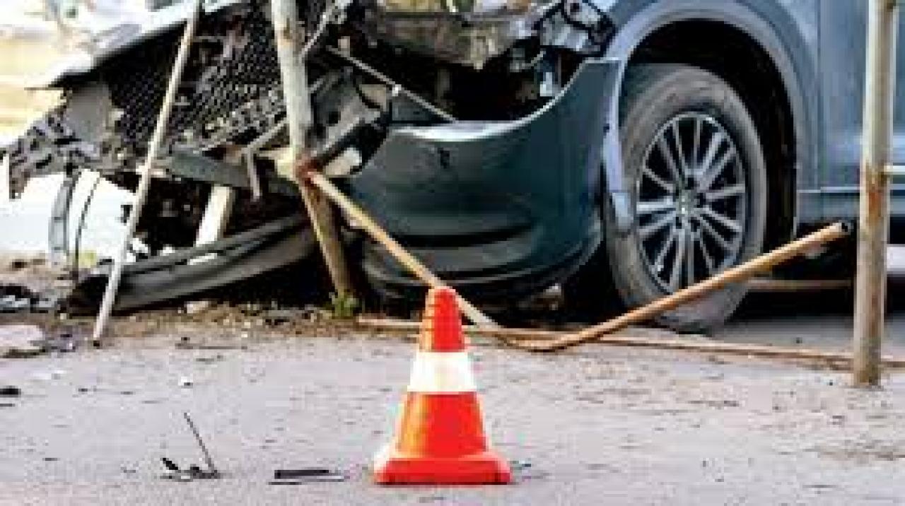 Vadodara: One dead, eight injured in car accident; probe underway  