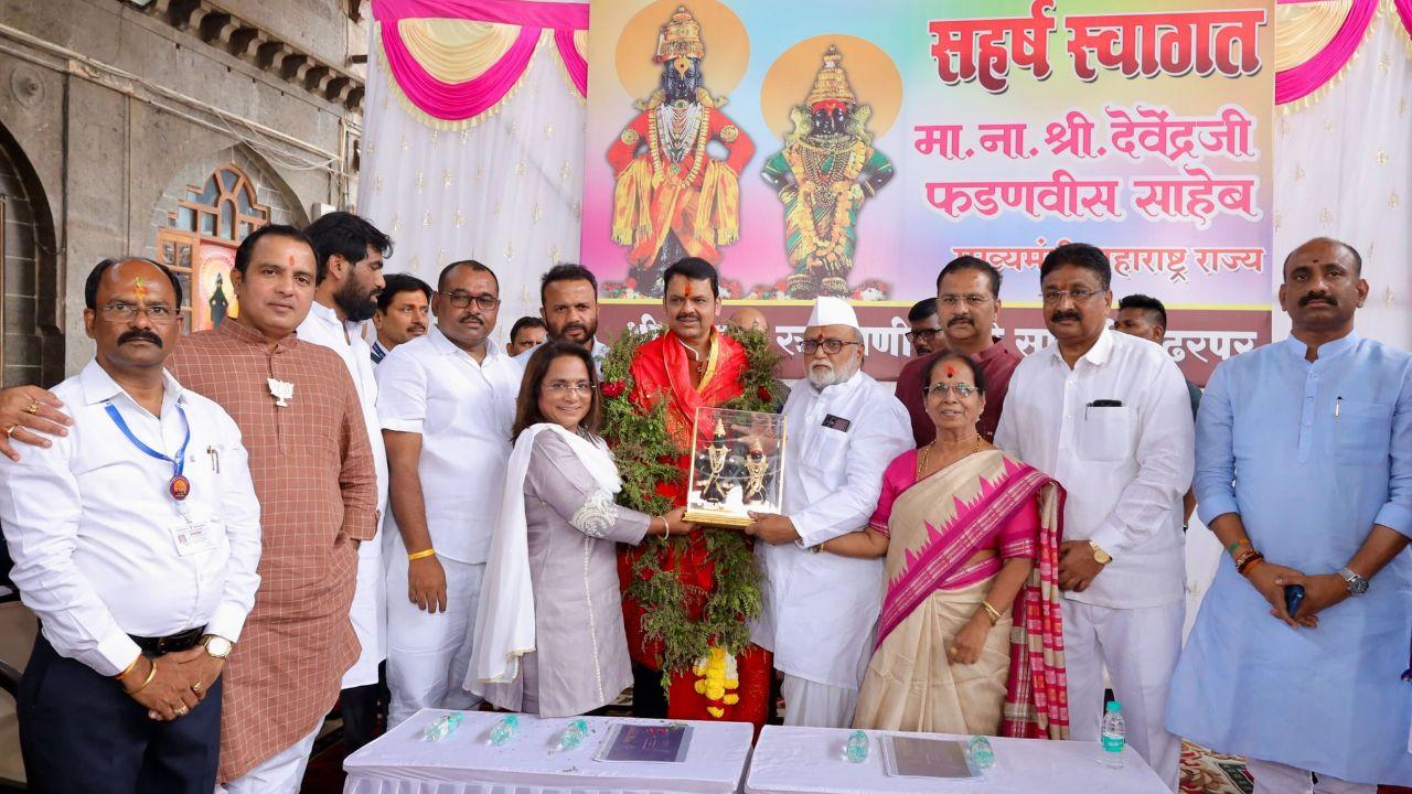 Fadnavis stated that the process of land acquisition for the corridor would begin soon, and the project-affected people would receive 