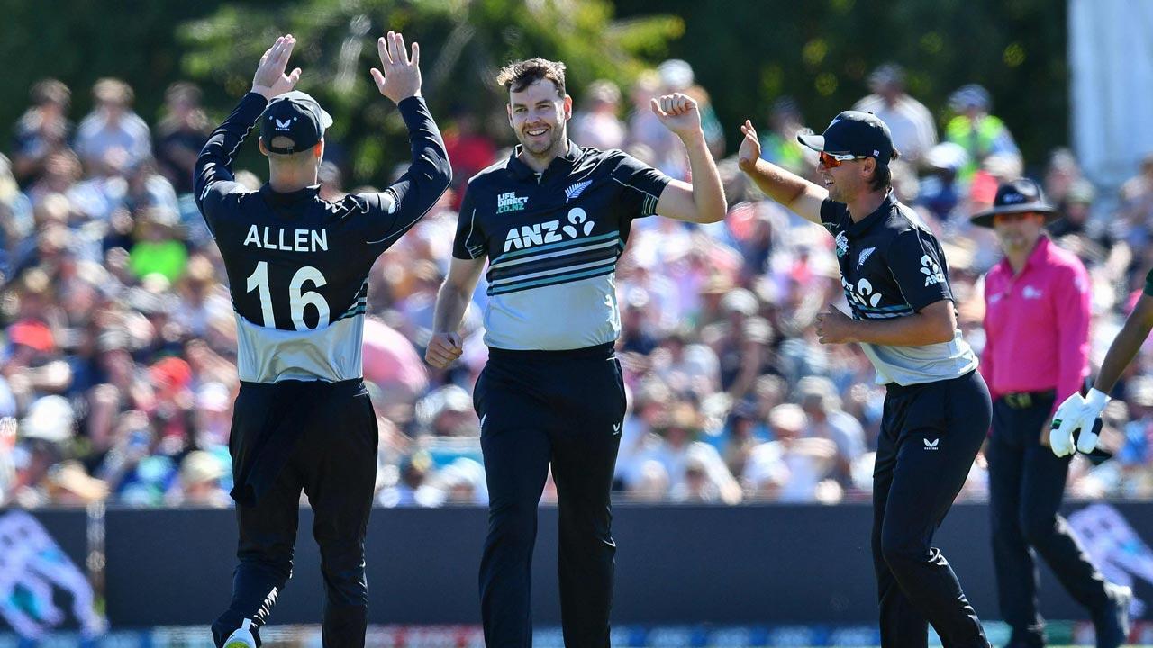 Pakistan’s reset button stuck on 'collapse' after Kiwis win by 9 wkts in 1st T20
