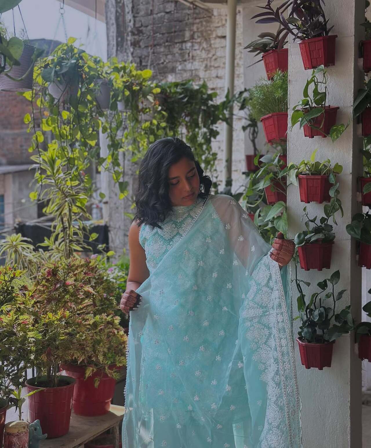 Sumbul Touqeer looked stunning in her Eid look. The actress shared a series of beautiful pictures in a blue suit