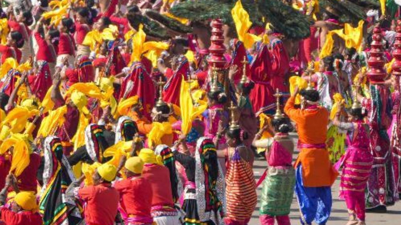 Folk dances from Maharashtra and Odisha mesmerize crowds in Delhi