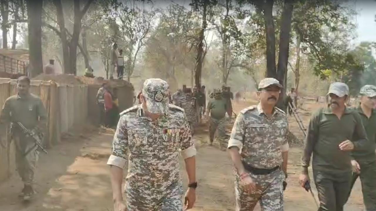 Gadchiroli Police inaugurates new police station built in 24 hours in Bhamragad