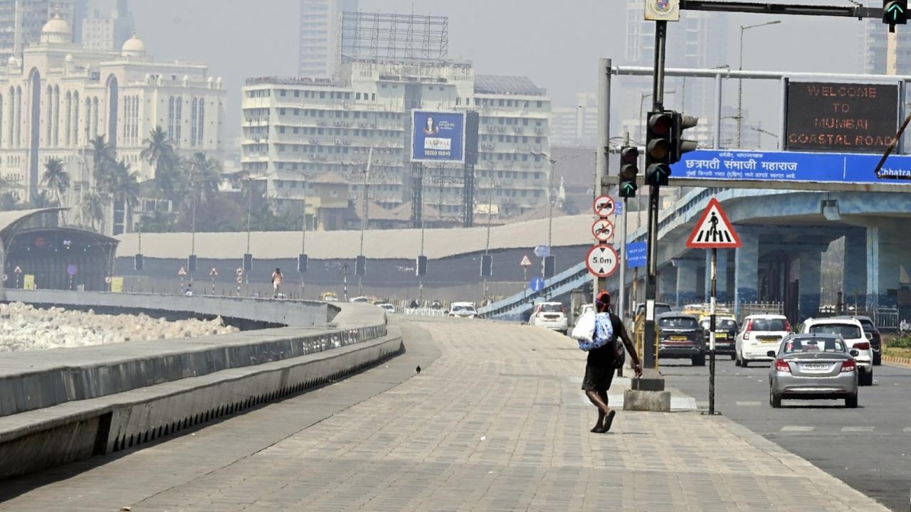 Due to a rise in temperatures, the situation at prominent city spots was noticeable at places that are typically bustling with both locals and tourists