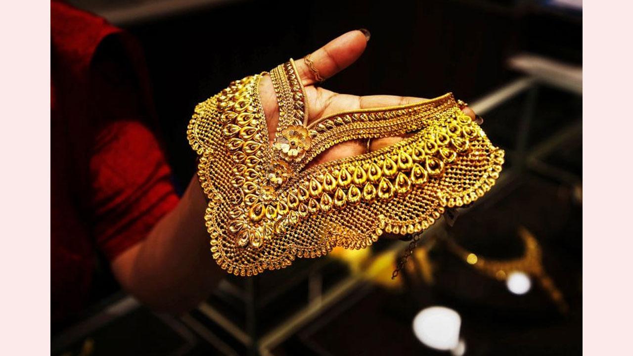 Gold prices