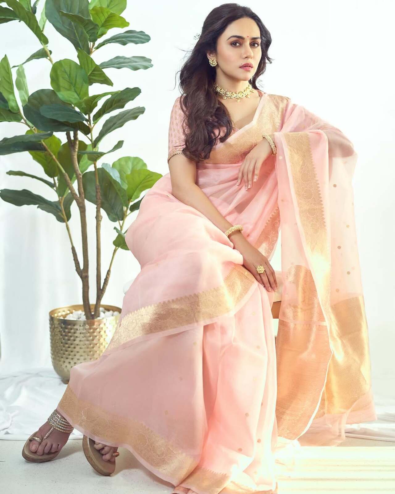 Amruta Khanvilkar opted for a pastel saree on the occasion of Gudi Padwa. It is extra special for the actress as it is her first Gudi Padwa in her new home