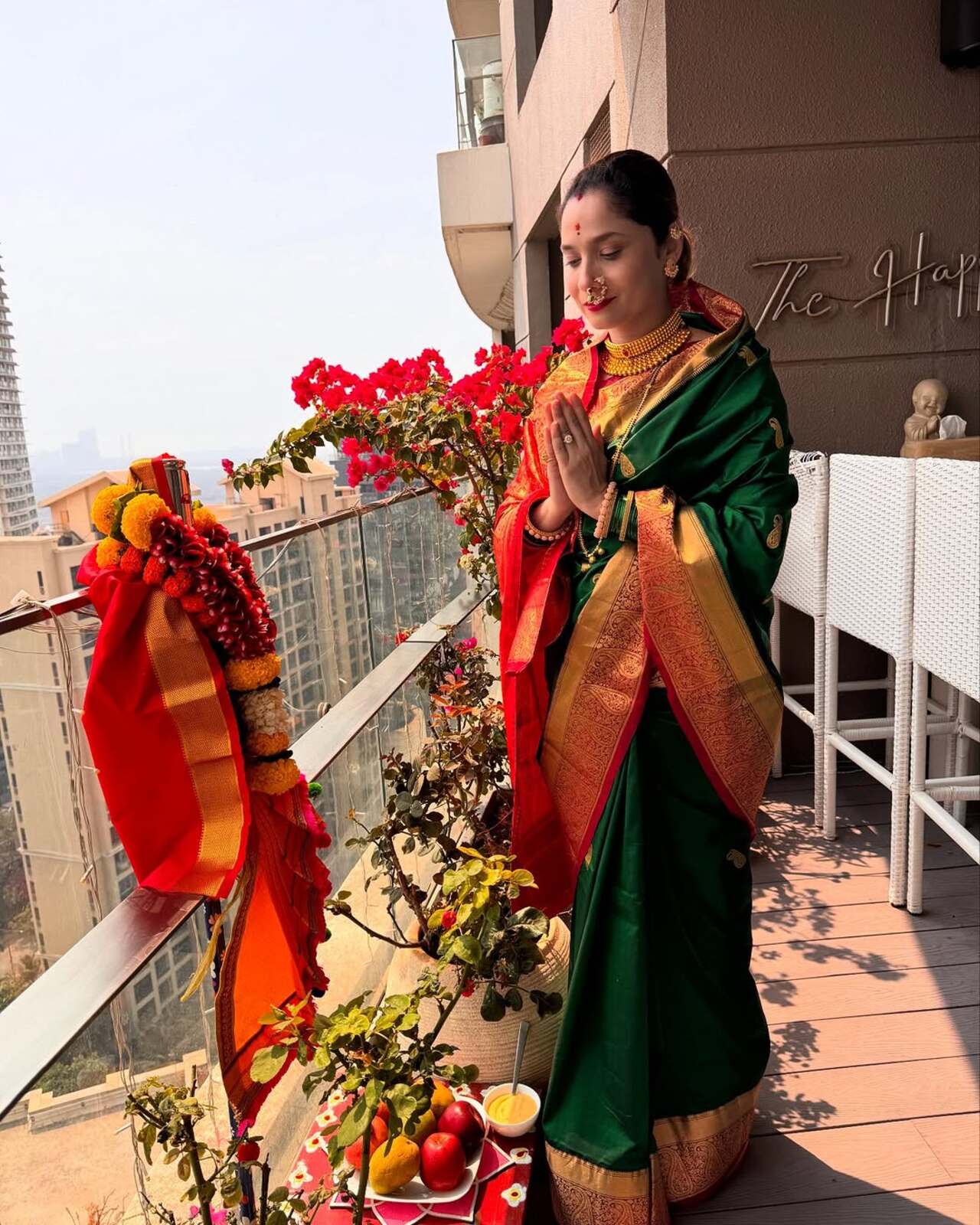 The actress looked stunning in a silk saree for the occasion