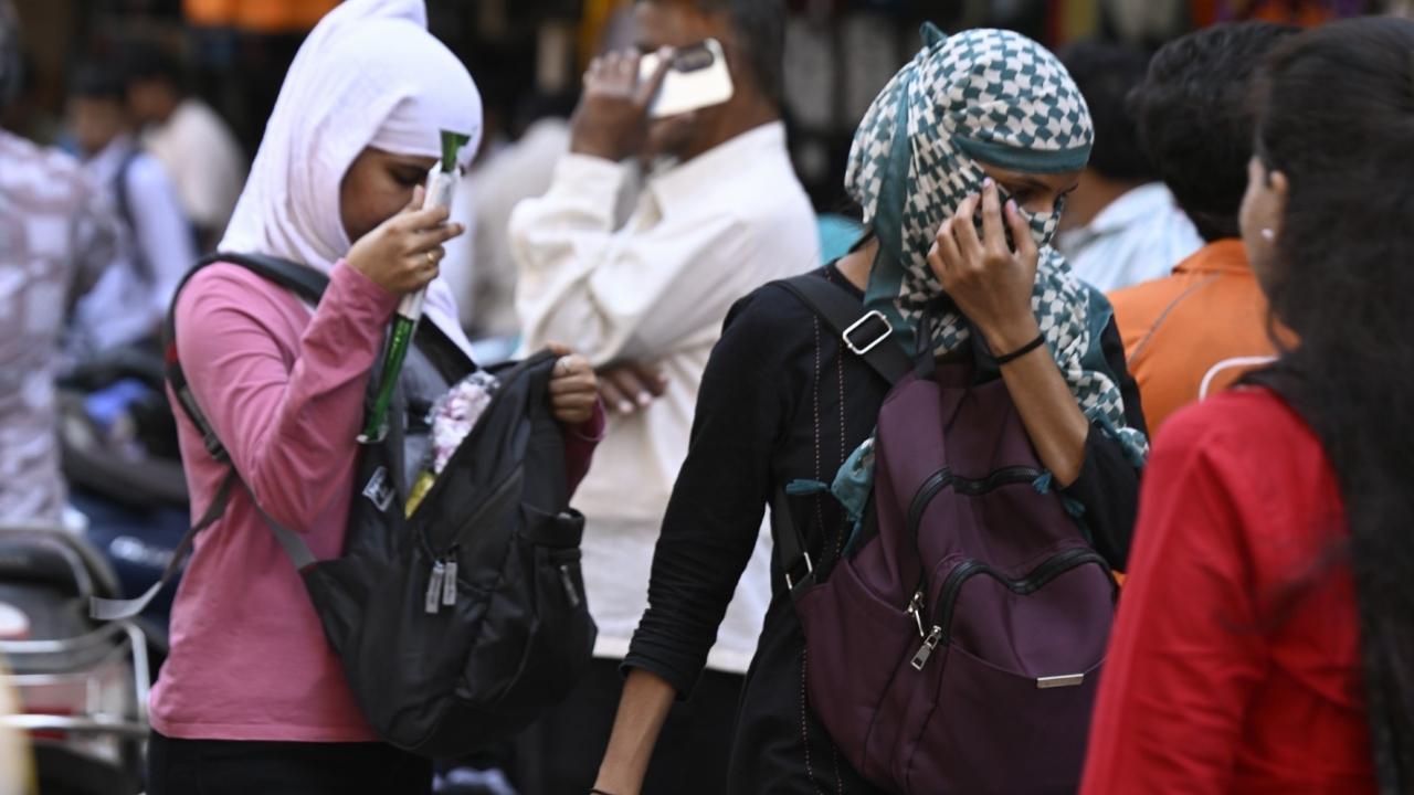 An IMD weather bulletin said that Mumbai is expected to experience a clear sky on Sunday, March 9. Temperatures will range from a cool 20 degrees Celsius in the morning to a warm 37 degrees Celsius during the day