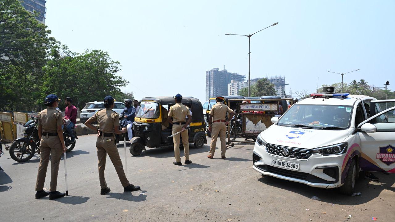 According to the police, a total of 1,767 police officers and 9,145 police personnel will be deployed across the city, with additional support from specialised teams such as SRPF, RCP, QRT, and Home Guards