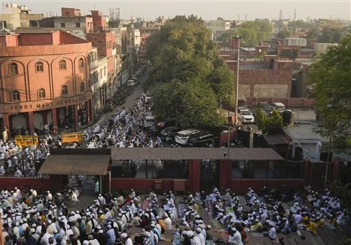 Every year, Delhi authorities set up special security and crowd management measures to ensure smooth Eid prayers at Jama Masjid.