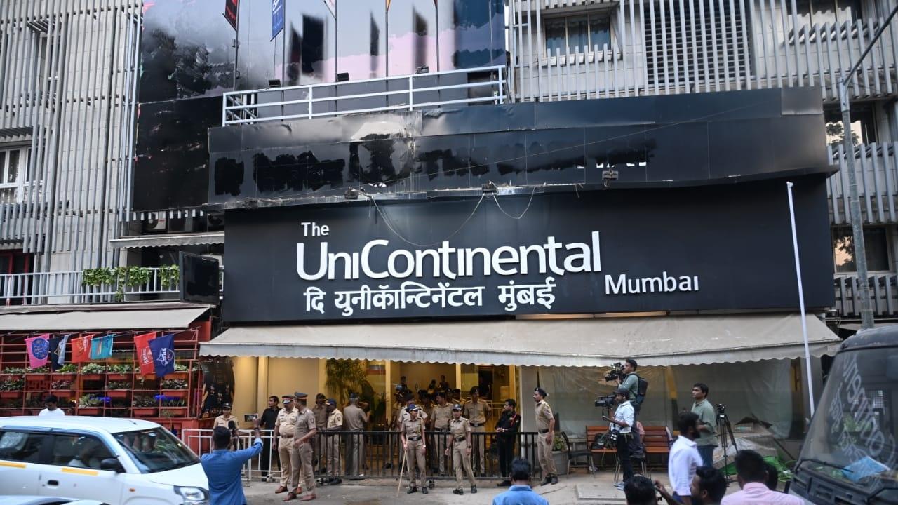 The police also registered a case against nearly 40 Shiv Sena workers for allegedly vandalising the Habitat Studio in Mumbai's Khar area, where Kamra's show with 